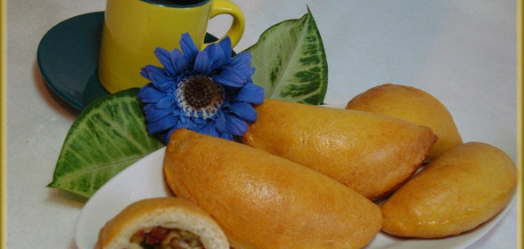 Пирожки empadas с куриным фаршем