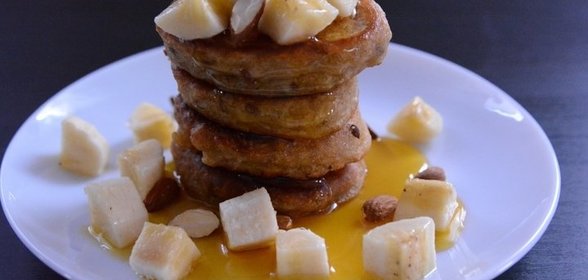 Кукурузные оладушки с бананами