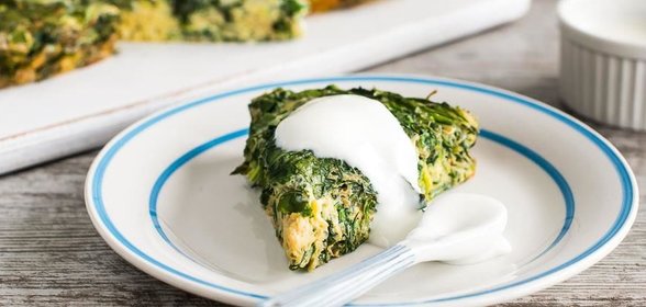 Кюкю из весенней зелени