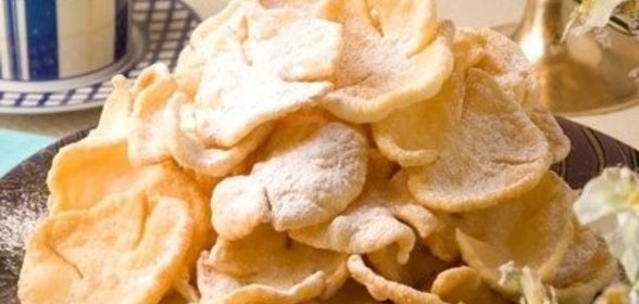 Ушки в сахарной пудре