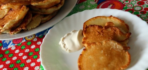 Заварные дрожжевые оладьи на молоке