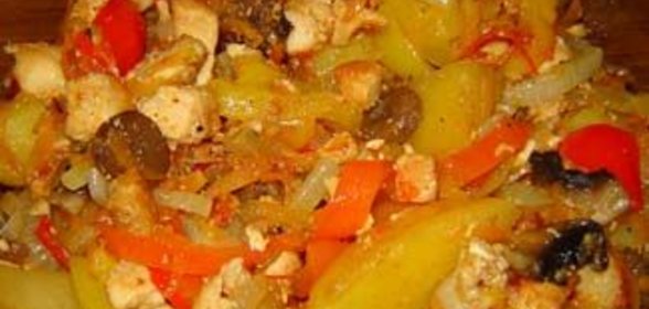 Филе цыпленка с шампиньонами и овощами