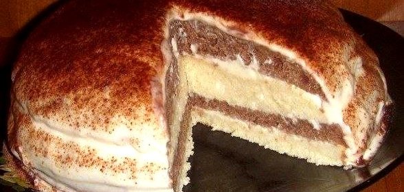 Кефирный торт со сметанным кремом