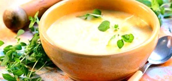 Картофельный суп с гренками