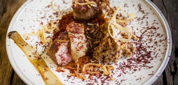 Молочная телятина с гречкой