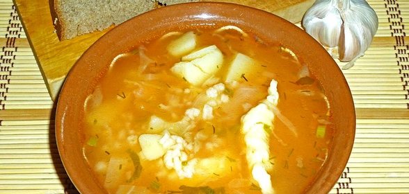 Томатный суп с клецками