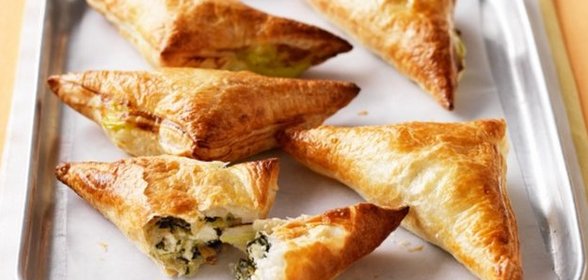 Турноверы со шпинатом и фетой