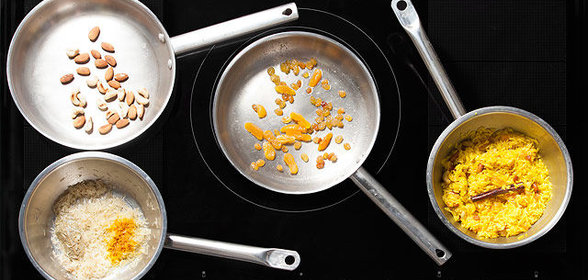 Рис с сухофруктами и орехами по-арабски