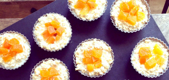 Овсяные маффины с курагой