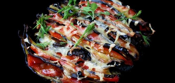 Тьан из баклажанов, перцев, томатов