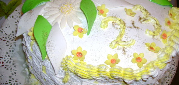 День-рожденный тортРомашкин