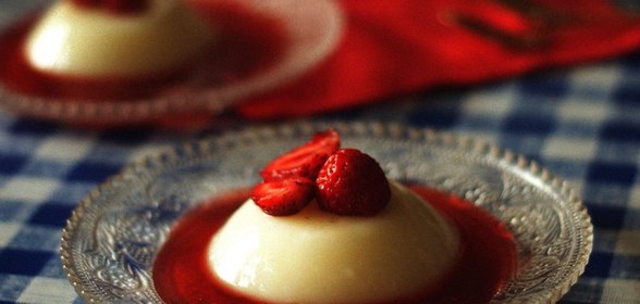 Панна-котта с клубникой