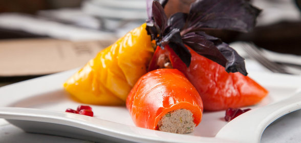 Перец с орехами