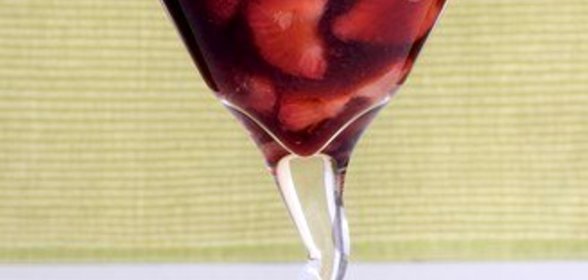 Клубника в базиликовом сиропе