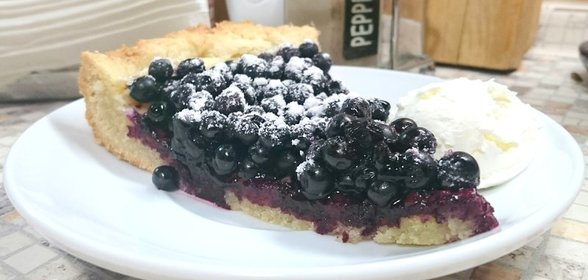 Савойский пирог с черникой