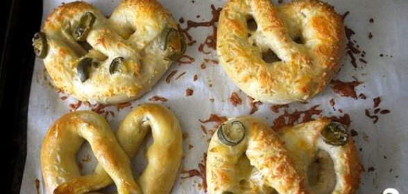 Домашние крендельки с начинкой