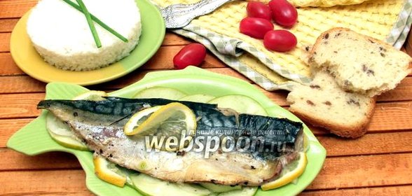 Скумбрия запечённая с яблоками