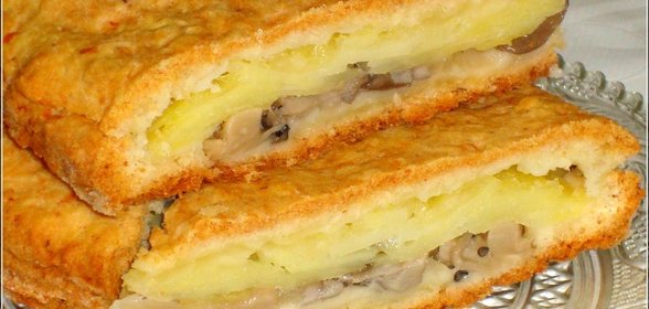 Пирог с начинкой из картофеля и грибов