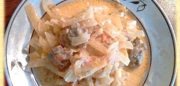 Капуста тушеная