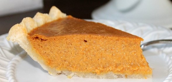 Пряный тыквенный пирог с медовой глазурью