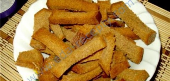 Чесночные сухарики с чесноком