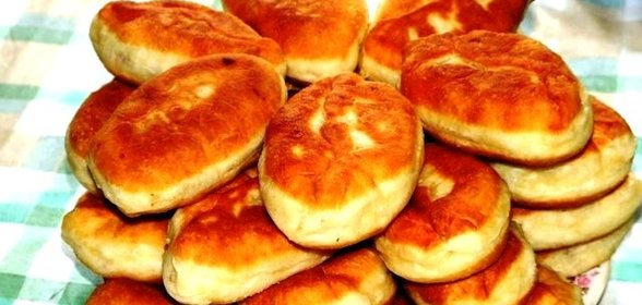 Пирожки с вишней