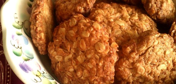 Мягкое овсяное печенье с изюмом (Chewy oatmeal raisin cookies)