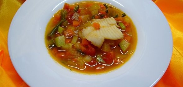 Овощной чаудер с тилапией