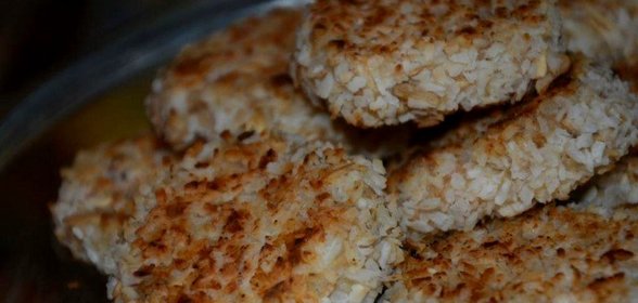 Печенье творожно банановое в кокосовой стружке