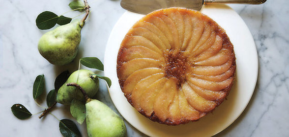 Шарлотка с грушей