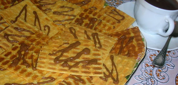 Бельгийский завтрак ( домашние вафли с горячим шоколадом)