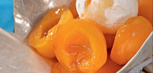 Абрикосы в вине