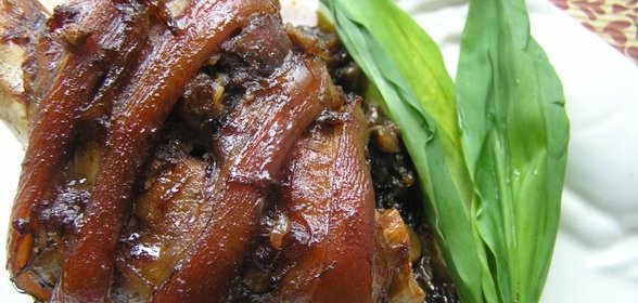 Eisbein - свиная ножка в пиве