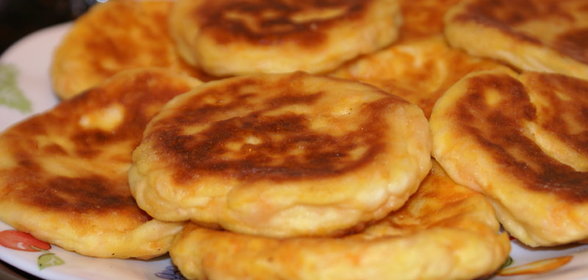 Сырники с сырой морковью