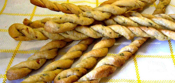 Гриссини с базиликом