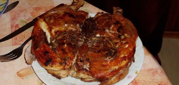 Цыплята табака (Тапака) под соусом Ткемали