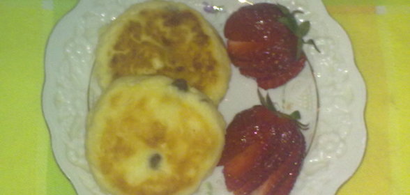 Сырники с лимоном и изюмом