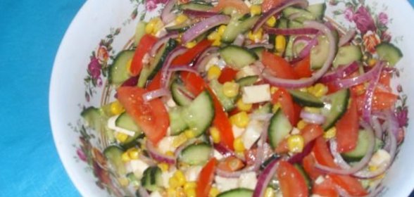 Песочный пирог с джемом и миндалем