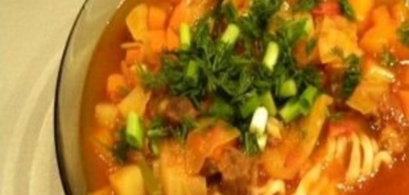 Запеканка с вишенками и соусом карри
