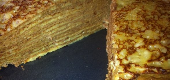 Блинный пирог с начинкой из паштета