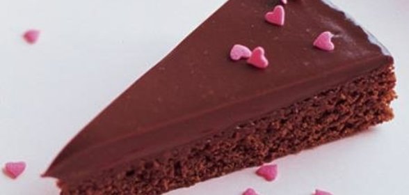 Шоколадные пирожные с глазурью