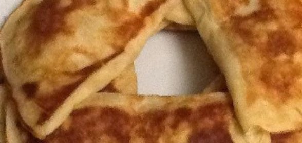 Закрытые блинчики с бананом и корицей