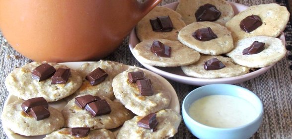 Овсяные оладьи с шоколадом