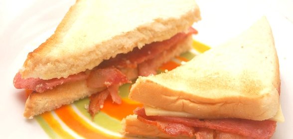 Сэндвич с беконом