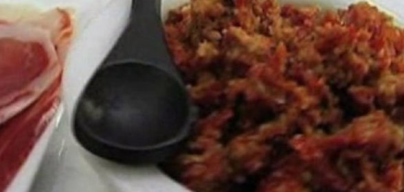 Тапенада с вялеными помидорами