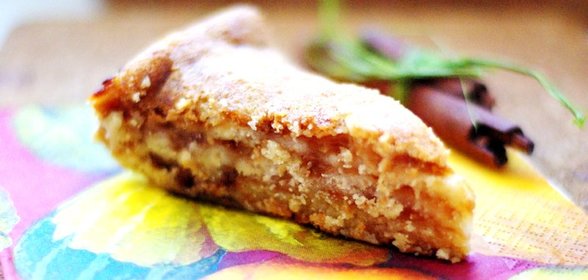 Яблочный пирог с манкой