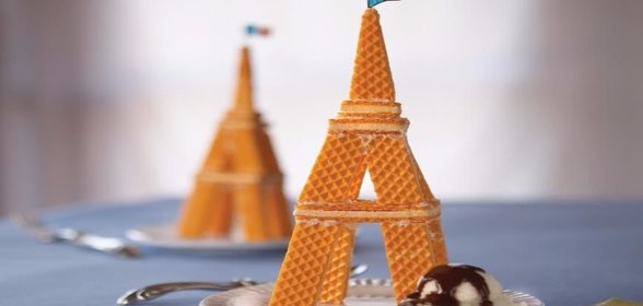 Вафельная Эйфелева башня