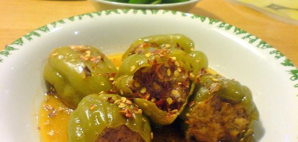 Перцы, фаршированные молотым мясом
