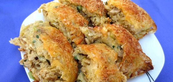 Рулет из лаваша с яйцом и сыром