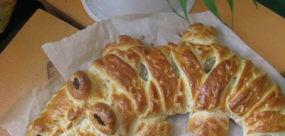 Пирог с мясом  Крокодил